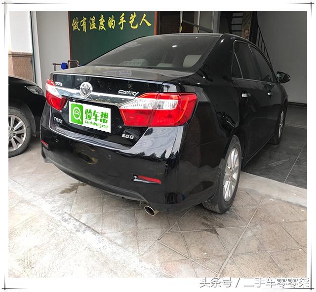 這個(gè)屁股上你有沒(méi)有發(fā)現(xiàn)問(wèn)題？